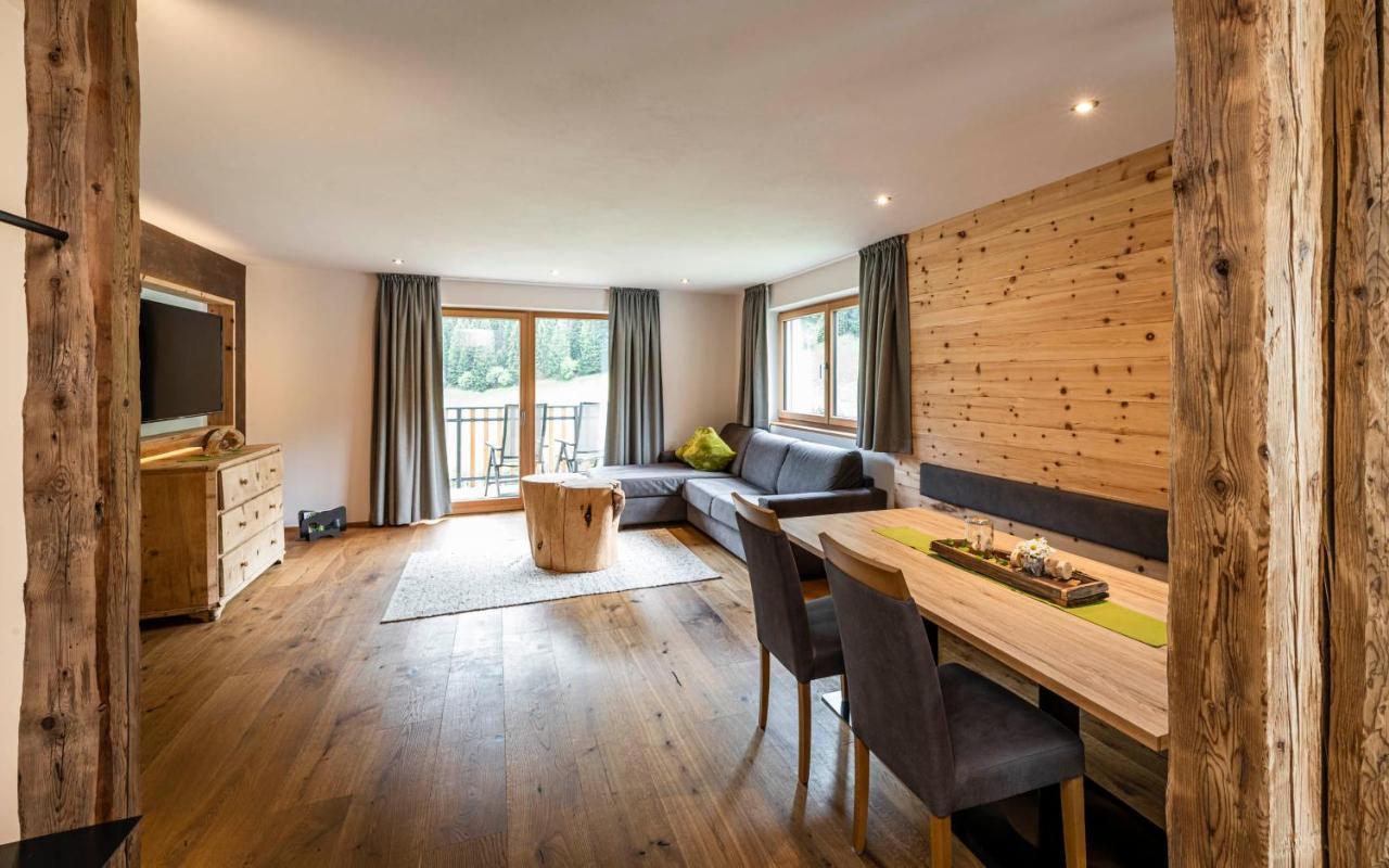 Unterlutaschg-Chalet Appartement Am Hof Slingia Exterior foto